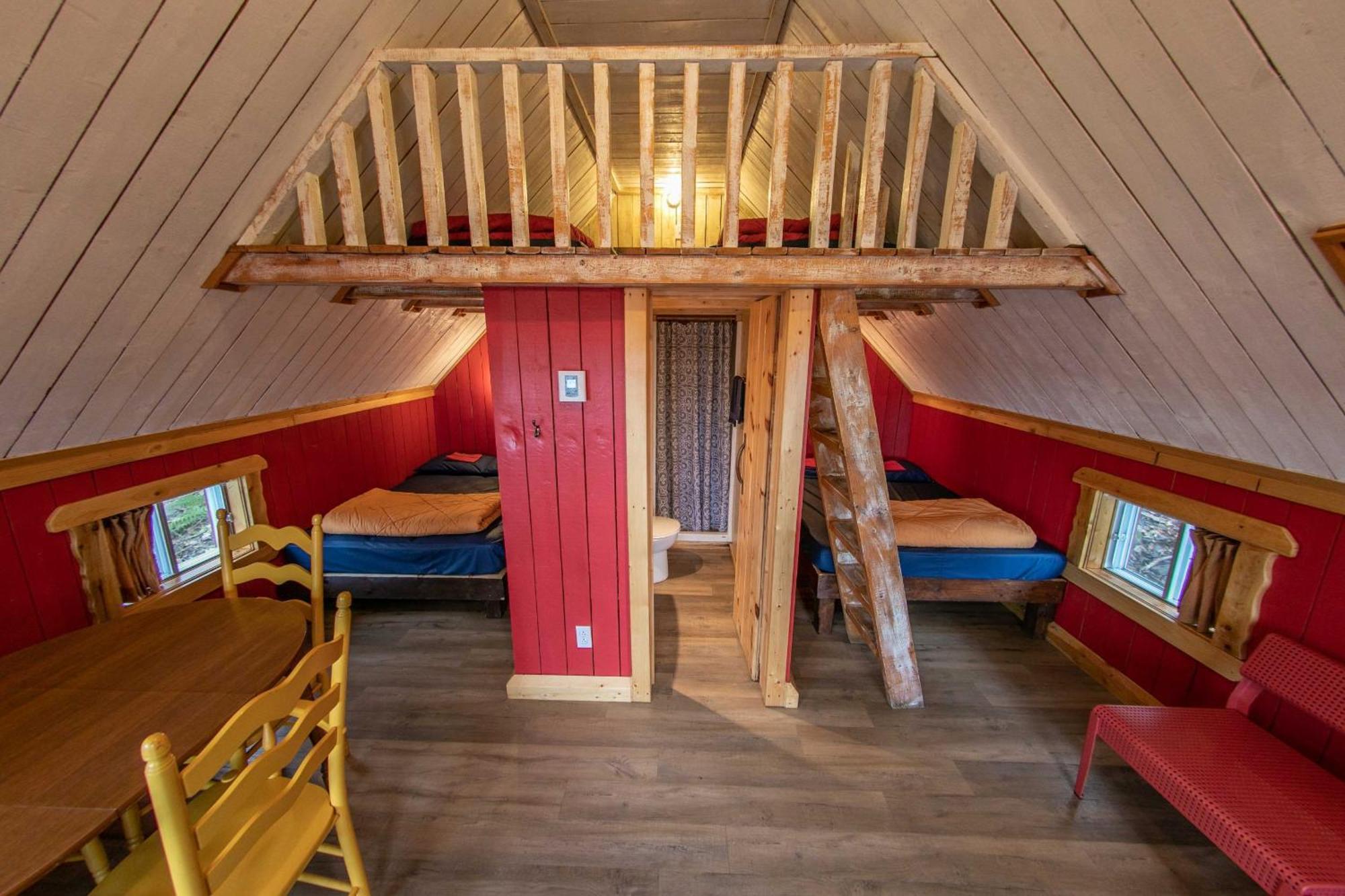 Auberge Festive Sea Shack Sainte Anne-des-Chênes Eksteriør billede