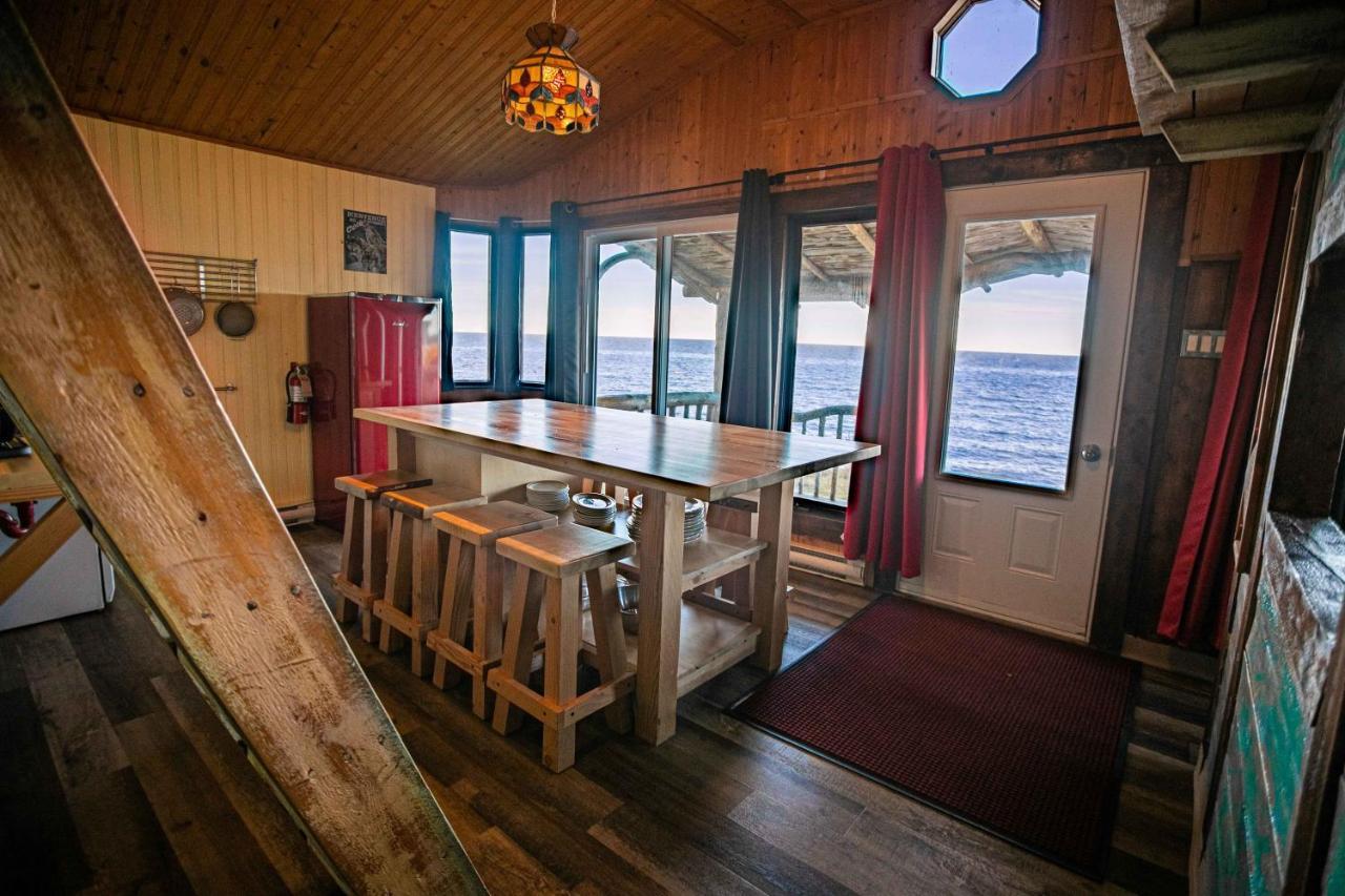 Auberge Festive Sea Shack Sainte Anne-des-Chênes Eksteriør billede